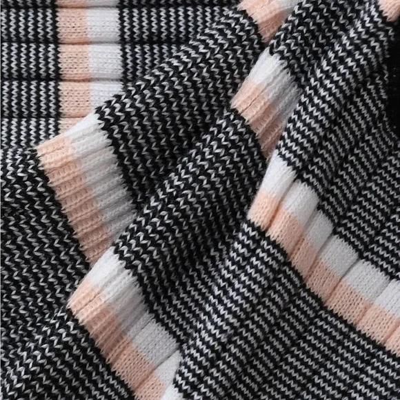 Cider NWT Deep V Bodycon Bodysuit, Medium - Picture 3 of 4